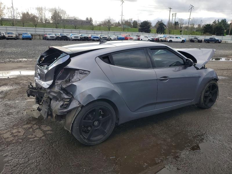 Photo 3 from auction – 2015 HYUNDAI VELOSTER with VIN KMHTC6AD0FU232345