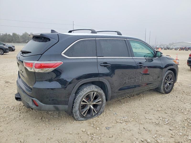 Фото 3 с аукциона – 2016 TOYOTA HIGHLANDER с VIN 5TDJKRFH4GS321840