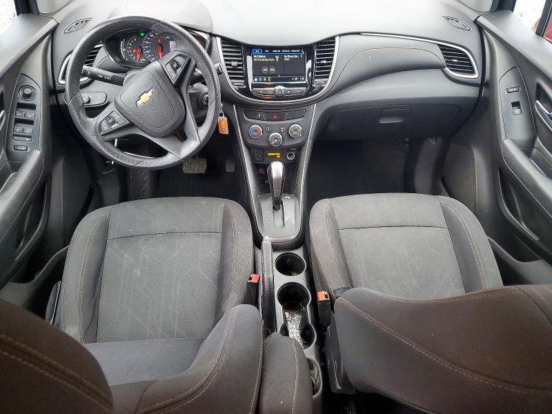 Photo 8 from auction – 2018 CHEVROLET TRAX 1LT with VIN 3GNCJLSB6JL166321