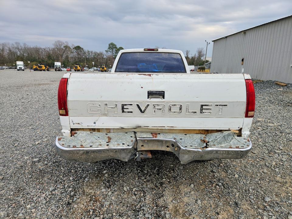 Photo 6 from auction – 1998 GMC SIERRA C35 with VIN 1GTGC33R7WF041572