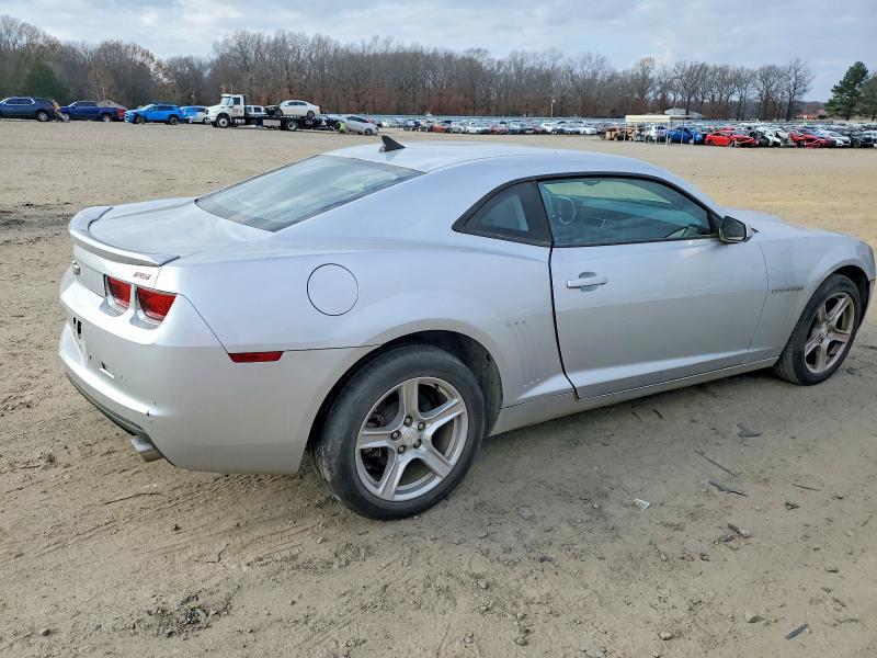 Photo 3 from auction – 2011 CHEVROLET CAMARO with VIN 2G1FC1ED9B9112820