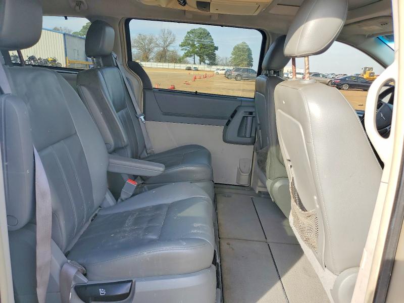 Photo 11 from auction – 2009 CHRYSLER TOWN & COU with VIN 2A8HR54159R514219