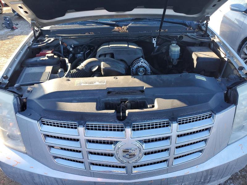 Photo 12 from auction – 2011 CADILLAC ESCALADE P with VIN 1GYS4CEF7BR115795