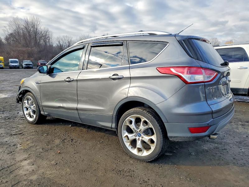 Photo 2 from auction – 2013 FORD ESCAPE TIT with VIN 1FMCU9J92DUC75382