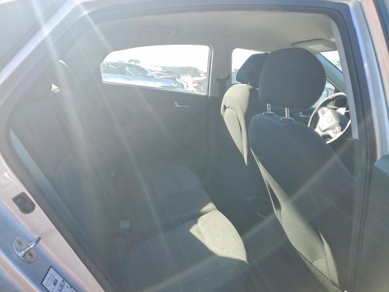 Photo 10 from auction – 2018 HYUNDAI ACCENT with VIN 3KPC24A38JE018147