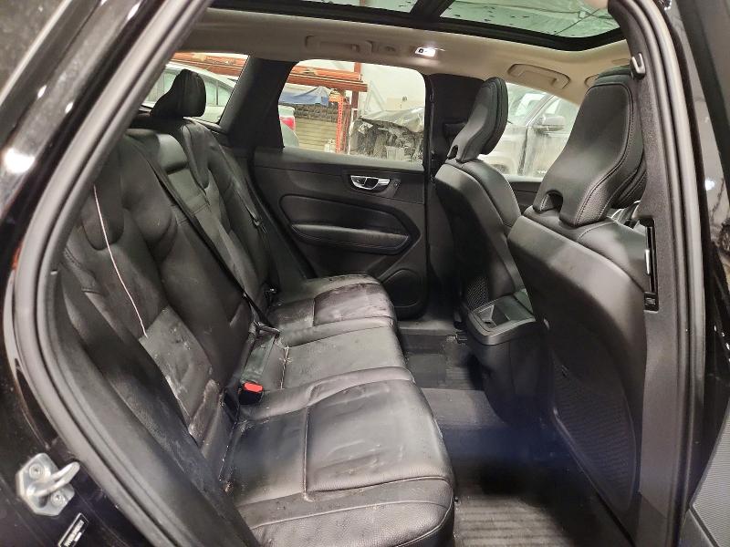 Photo 11 from auction – 2021 VOLVO XC60 with VIN YV4102RKXM1686226