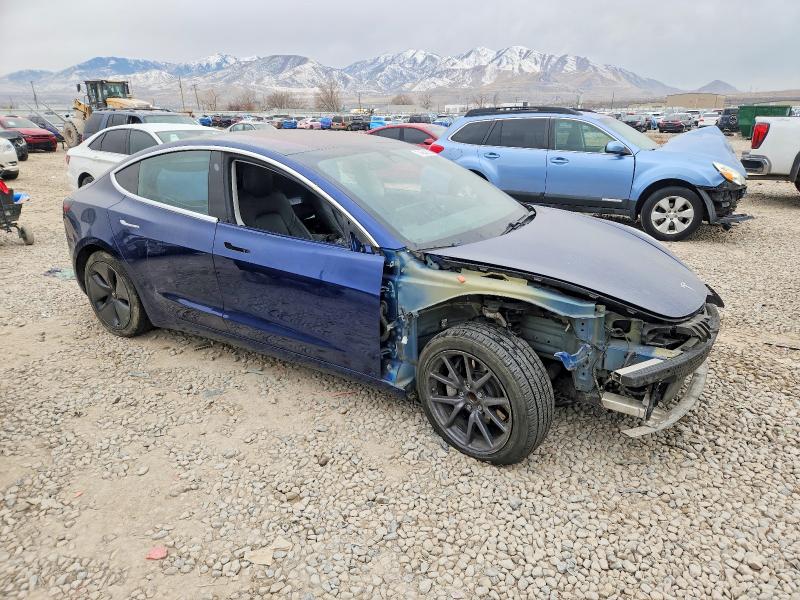 Photo 4 from auction – 2018 TESLA MODEL 3 with VIN 5YJ3E1EA8JF041291