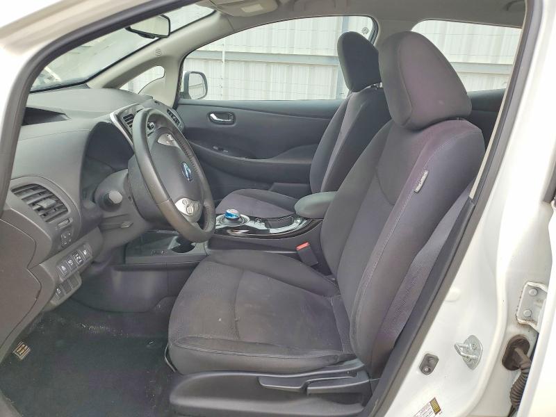 Photo 7 from auction – 2015 NISSAN LEAF with VIN 1N4AZ0CP3FC330179
