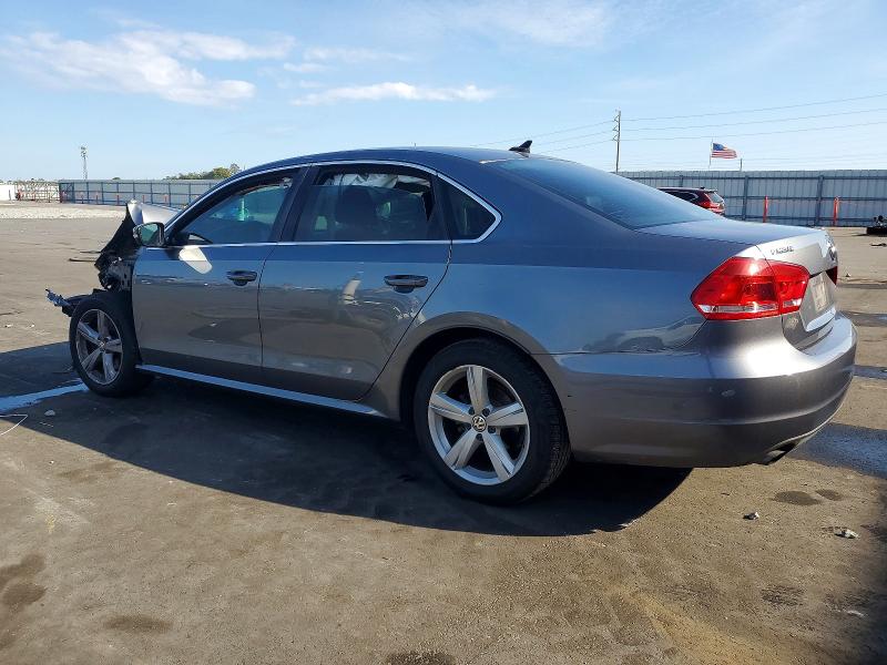 Photo 2 from auction – 2015 VOLKSWAGEN PASSAT S with VIN 1VWAT7A31FC088588