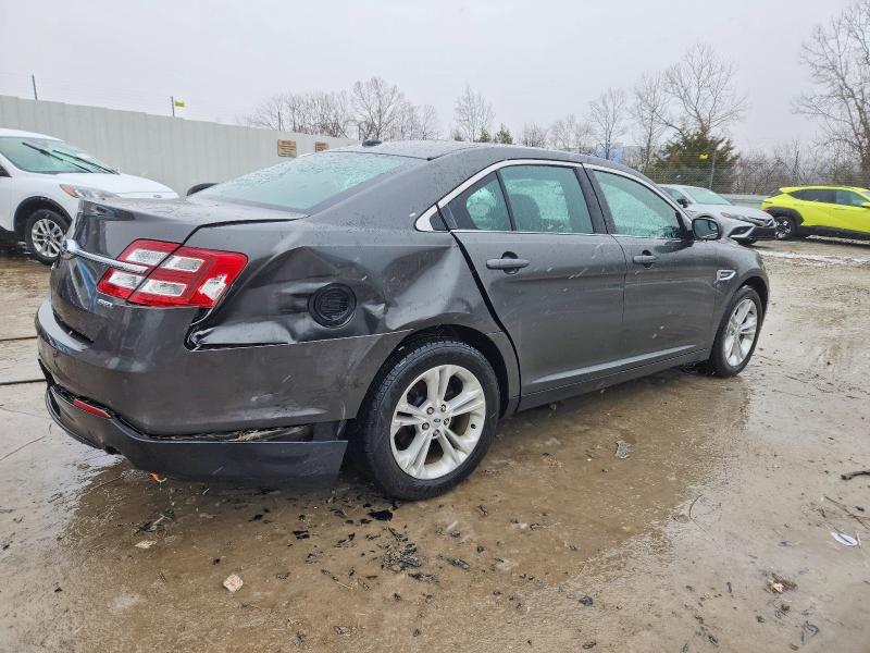 Photo 3 from auction – 2018 FORD TAURUS SEL with VIN 1FAHP2E8XJG125398