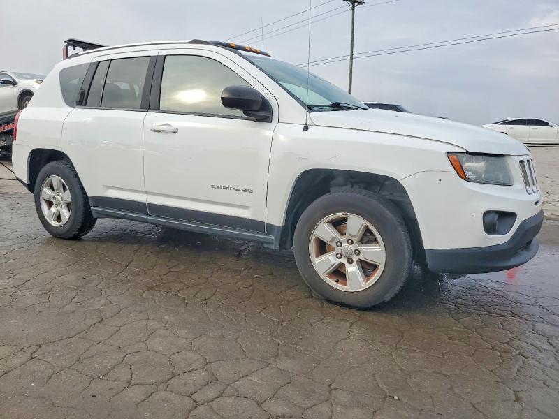 Photo 4 from auction – 2015 JEEP COMPASS SP with VIN 1C4NJCBAXFD208866