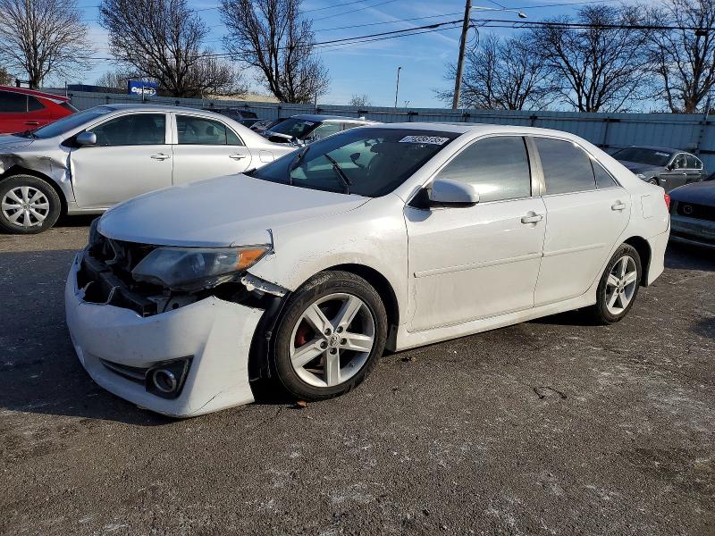 TOYOTA CAMRY BASE 2012 z numerem VIN 4T1BF1FK6CU184388 - Zdjęcie z aukcji