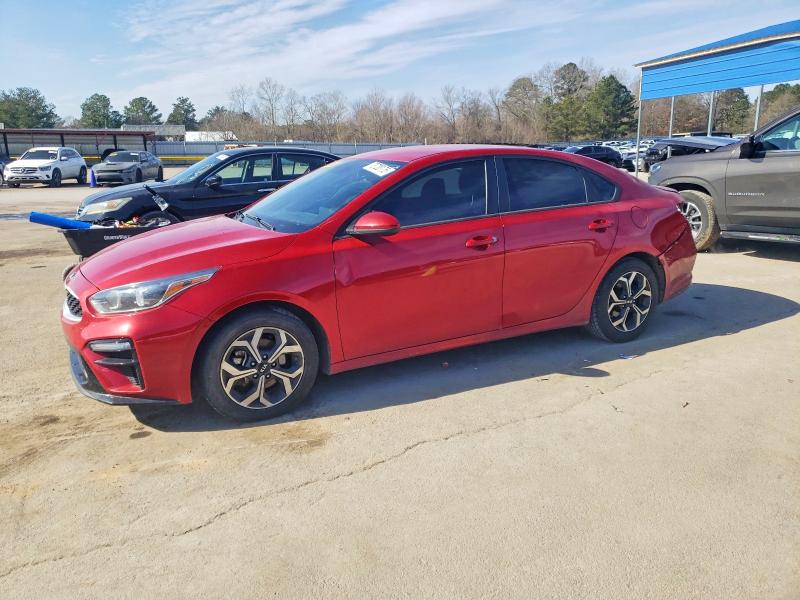 KIA FORTE FE 2021 with VIN 3KPF24AD2ME329373 - Photo from auction