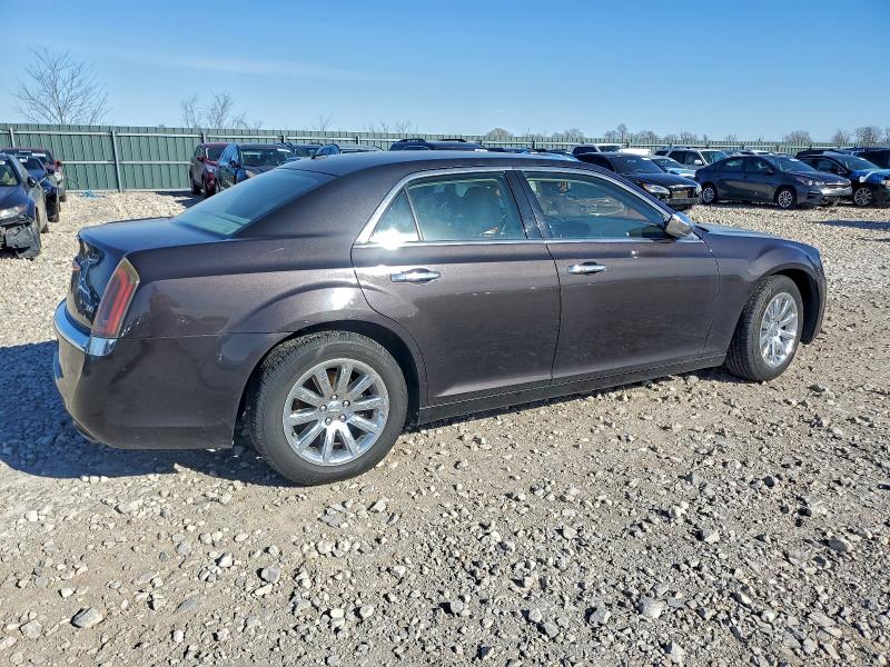 Photo 3 from auction – 2012 CHRYSLER 300 LIMITE with VIN 2C3CCACG2CH272900
