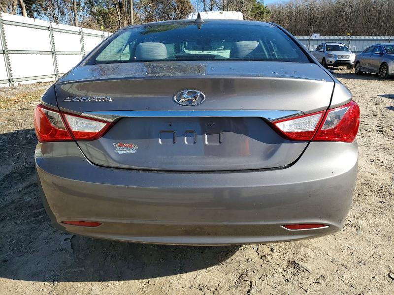 Photo 6 from auction – 2011 HYUNDAI SONATA with VIN 5NPEB4ACXBH208294