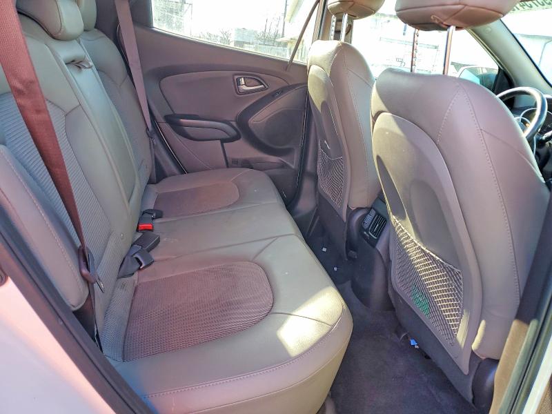 Photo 11 from auction – 2014 HYUNDAI TUCSON GLS with VIN KM8JUCAG7EU826877