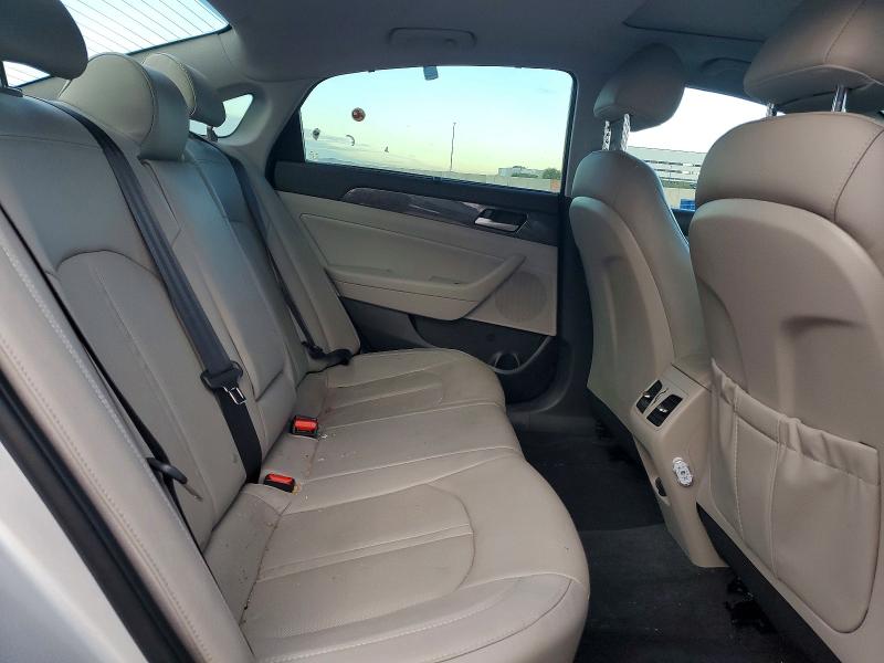 Photo 10 from auction – 2018 HYUNDAI SONATA with VIN 5NPE34AF8JH694609