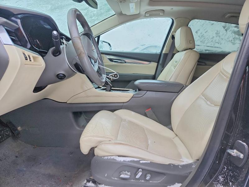 Photo 7 from auction – 2017 CADILLAC XT5 PREMIU with VIN 1GYKNERSXHZ160867