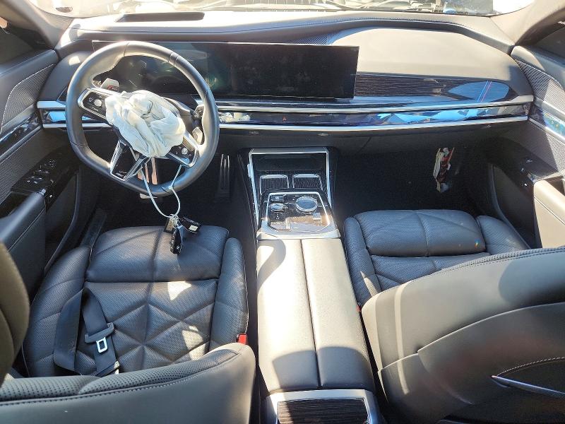 Photo 8 from auction – 2023 BMW 740 with VIN WBA23EH0XPCN62706