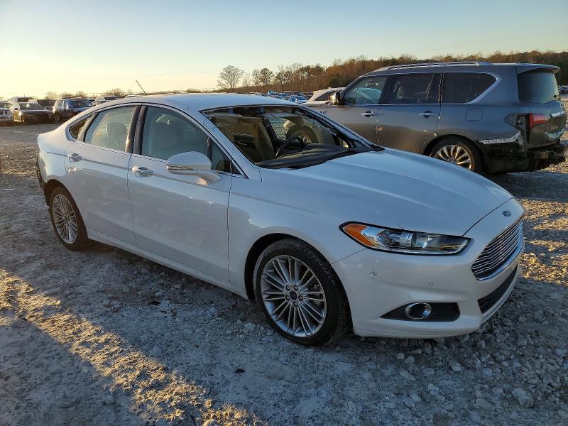 Photo 4 from auction – 2014 FORD FUSION with VIN 3FA6P0LU4ER363192