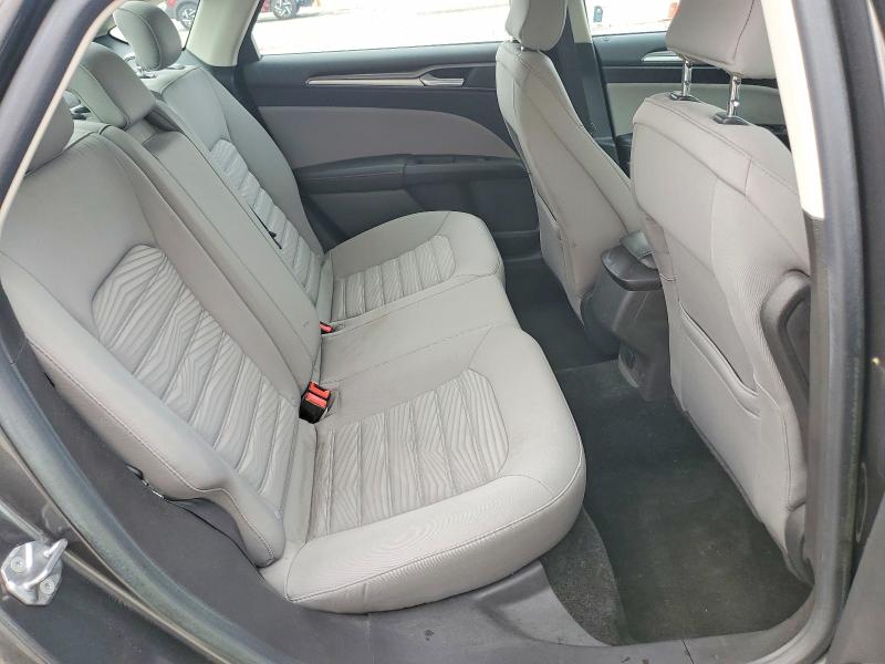 Photo 10 from auction – 2016 FORD FUSION S with VIN 3FA6P0G77GR139924