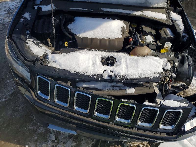 Photo 12 from auction – 2018 JEEP COMPASS with VIN 3C4NJDCB8JT333395