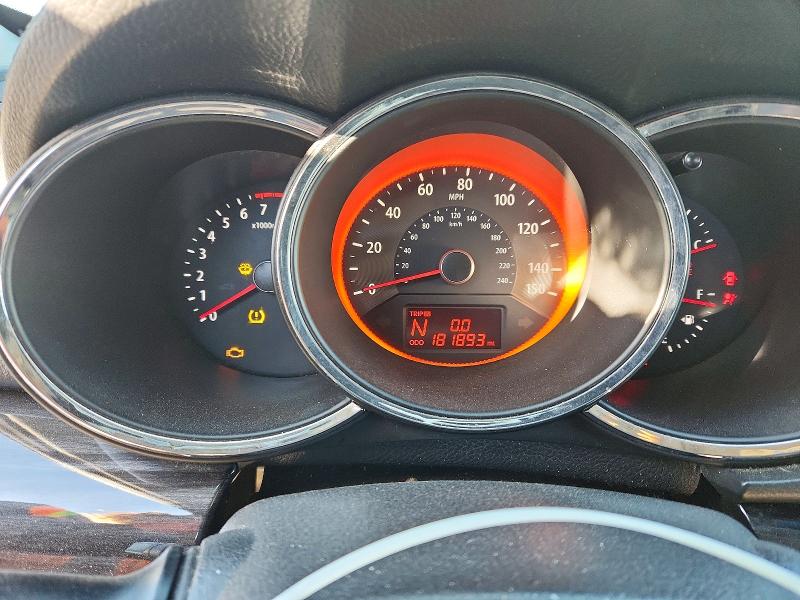 Photo 9 from auction – 2013 KIA SORENTO SX with VIN 5XYKWDA29DG359622