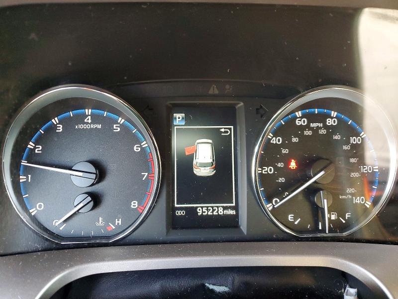 Photo 9 from auction – 2016 TOYOTA RAV4 XLE with VIN JTMWFREV2GJ089964