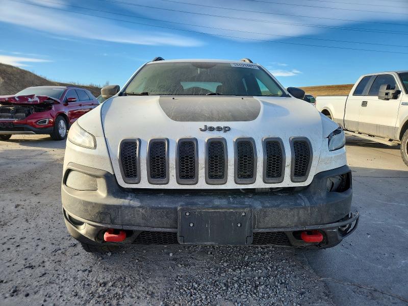 Photo 5 from auction – 2018 JEEP CHEROKEE T with VIN 1C4PJMBX7JD506769