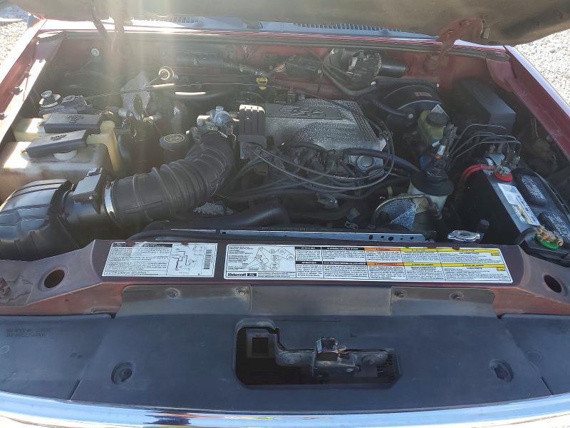 Photo 12 from auction – 2000 MERCURY MOUNTAINEE with VIN 4M2ZU66P0YUJ27185
