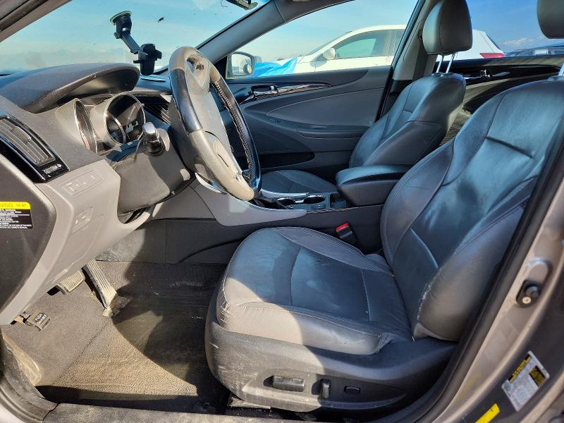 Photo 7 from auction – 2012 HYUNDAI SONATA with VIN 5NPEC4AB8CH360404