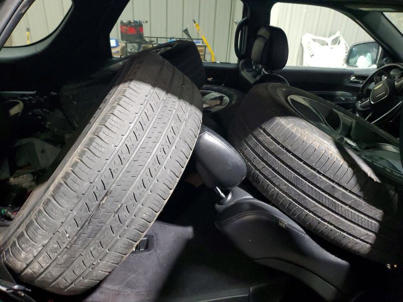 Photo 13 from auction – 2019 DODGE DURANGO with VIN 1C4RDHDG4KC598421