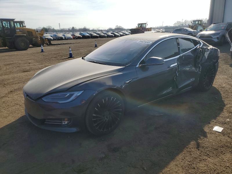 TESLA MODEL S 2019 with VIN 5YJSA1E46KF336831 - Photo from auction
