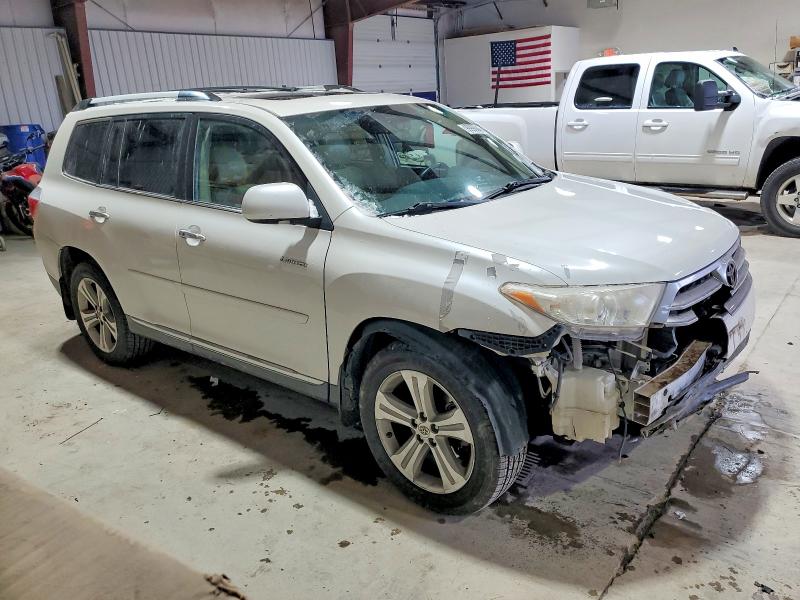 Photo 4 from auction – 2013 TOYOTA HIGHLANDER with VIN 5TDDK3EH2DS236308