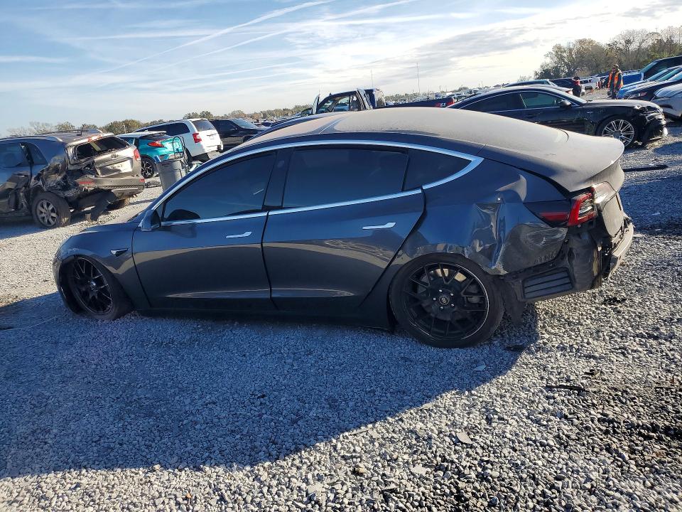 Photo 2 from auction – 2019 TESLA MODEL 3 with VIN 5YJ3E1EA8KF313615