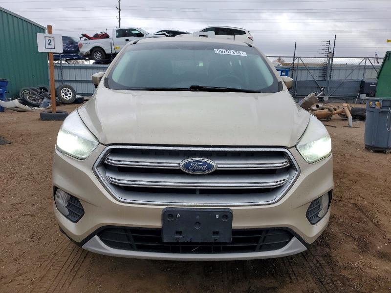 Photo 5 from auction – 2017 FORD ESCAPE SE with VIN 1FMCU9GD4HUD76537