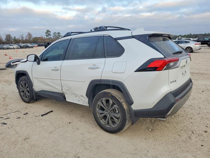 Photo 2 from auction – 2023 TOYOTA RAV4 LIMIT with VIN 4T3D6RFVXPU121857