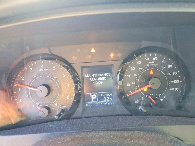 Photo 9 from auction – 2015 TOYOTA SIENNA LE with VIN 5TDKK3DC8FS607696