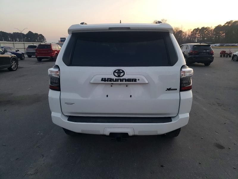Photo 6 from auction – 2019 TOYOTA 4RUNNER with VIN JTEBU5JR2K5724412