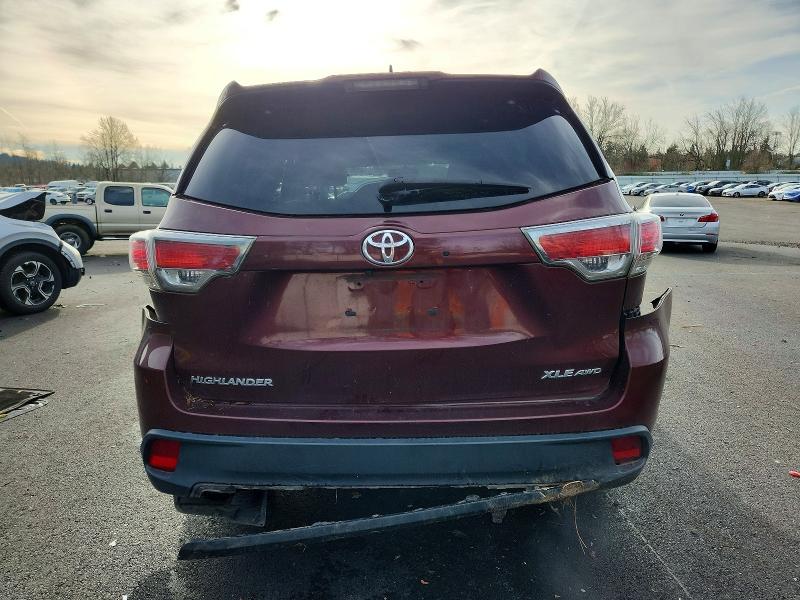 Photo 6 from auction – 2014 TOYOTA HIGHLANDER with VIN 5TDJKRFH9ES004536
