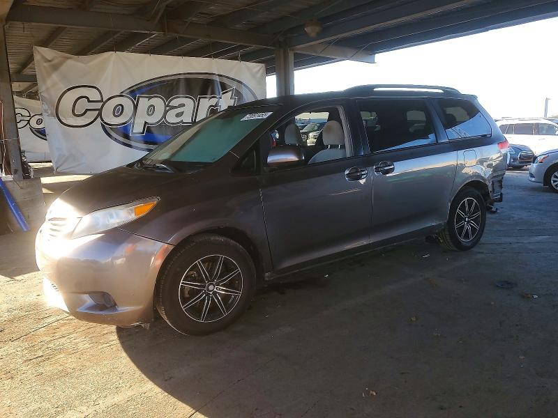 TOYOTA SIENNA 2013 with VIN 5TDKK3DC4DS334477 - Photo from auction