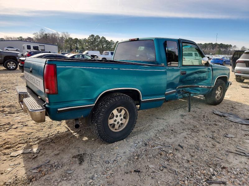 Photo 3 from auction – 1994 CHEVROLET GMT-400 C1 with VIN 2GCEC19K0R1264019