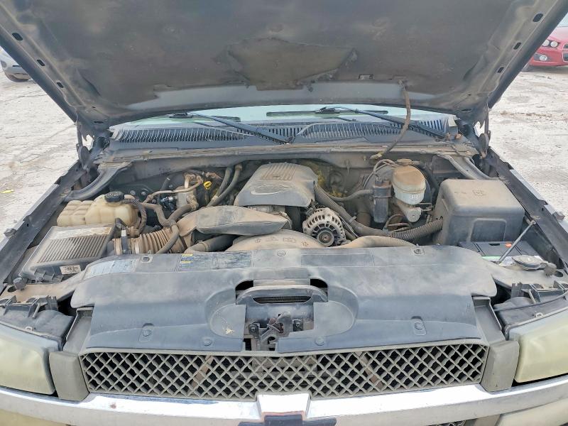 Photo 11 from auction – 2004 CHEVROLET SILVERADO with VIN 2GCEC19T741269350