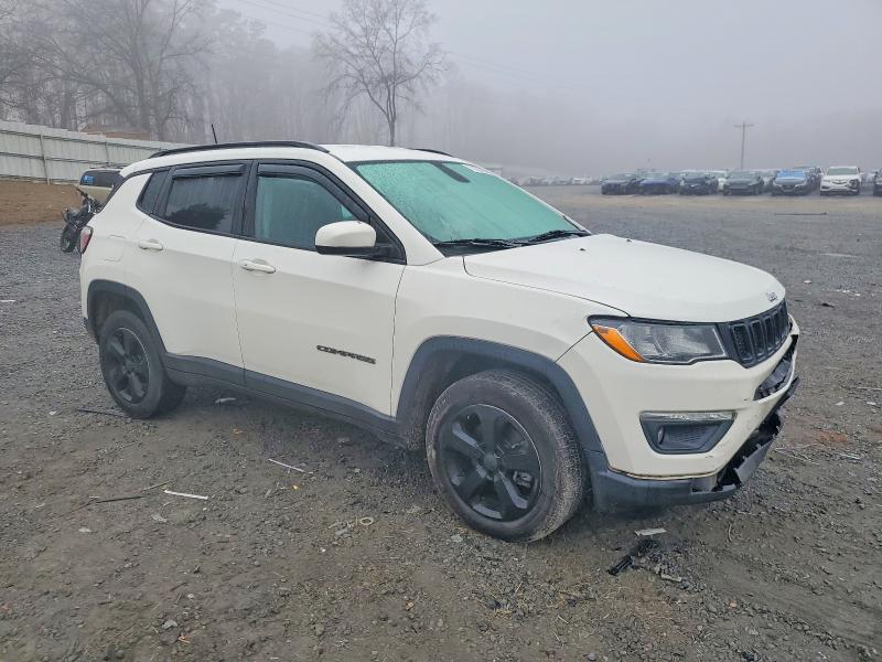 Photo 4 from auction – 2020 JEEP COMPASS LA with VIN 3C4NJDBB1LT125833