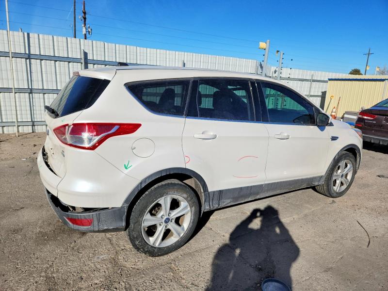 Photo 3 from auction – 2016 FORD ESCAPE with VIN 1FMCU9GX4GUB59529