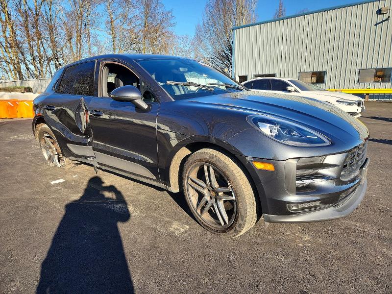 Photo 4 from auction – 2019 PORSCHE MACAN with VIN WP1AA2A56KLB00028