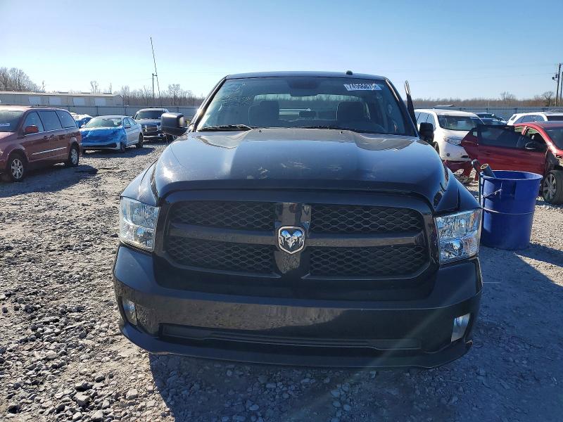 Zdjęcie 5 z aukcji – 2018 RAM 1500 z VIN 3C6RR6KG9JG248763