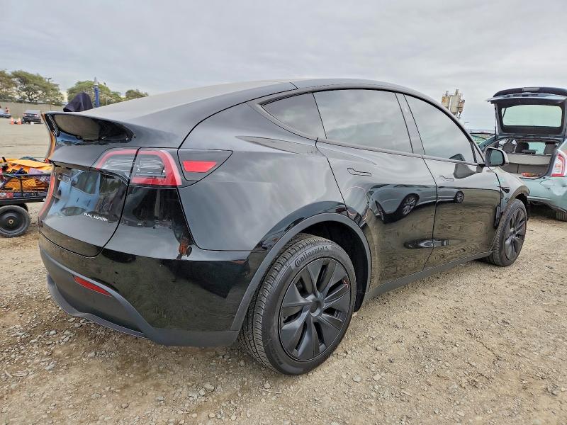 Photo 3 from auction – 2024 TESLA MODEL Y with VIN 7SAYGAEE8RF115858
