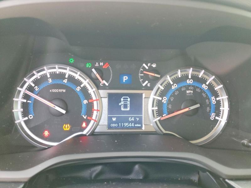 Photo 9 from auction – 2018 TOYOTA 4RUNNER SR with VIN JTEBU5JR5J5597167