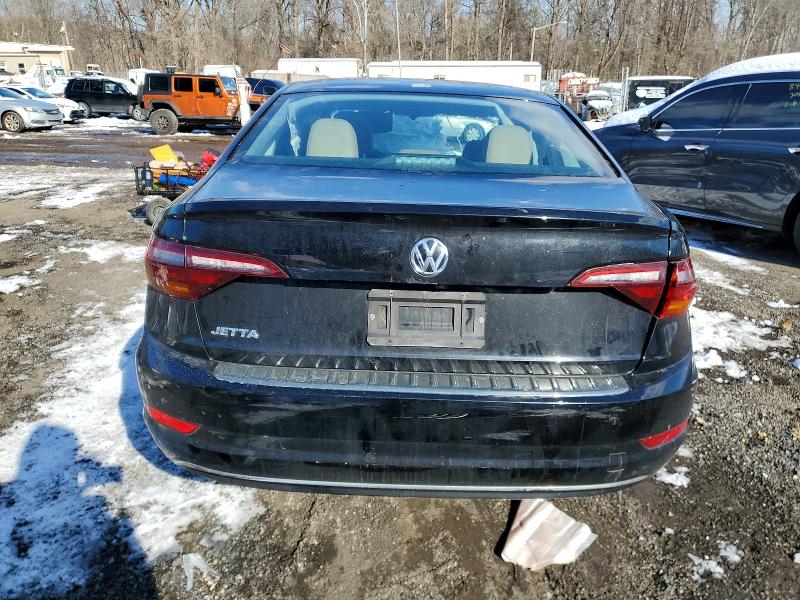 Photo 6 from auction – 2019 VOLKSWAGEN JETTA with VIN 3VWC57BU2KM103408